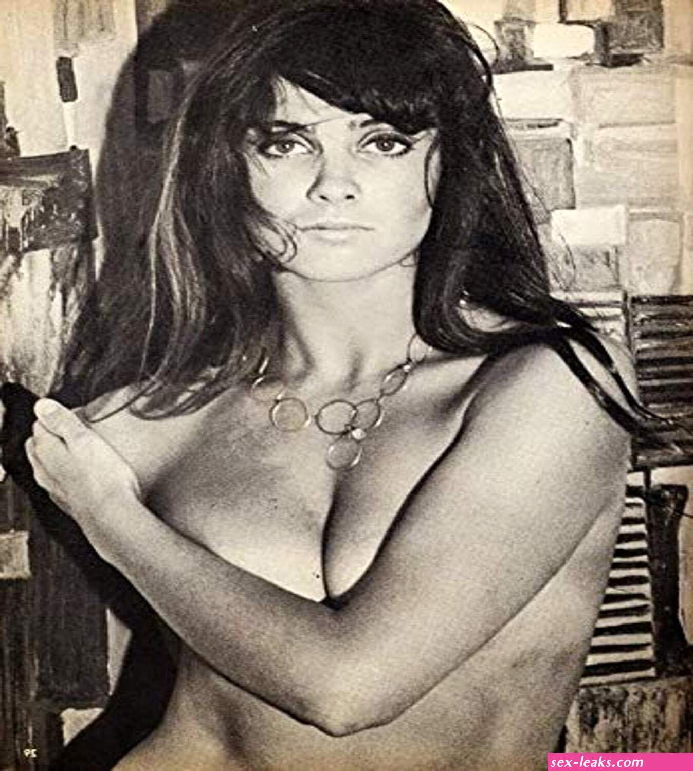 Nude Pics Of Caroline Munro Sex Leaks