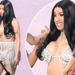 nicki minaj cardi b hot naked nude pics