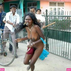 indian naked in public photos