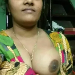 aunty hot boob photos