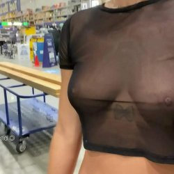 tits seen through transparent clothes