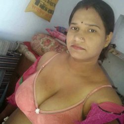 butt and boobs babes facebook