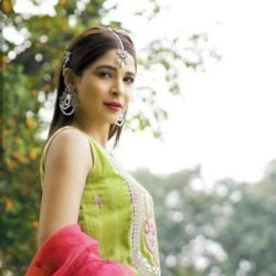 ayesha pathan fuck web series