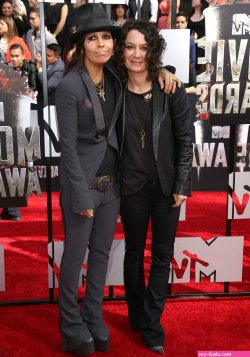 sexy sara gilbert tubes