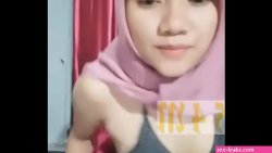 hijab montok tetek bugil