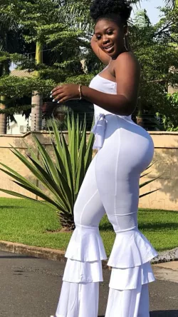 slim thick black girls nude