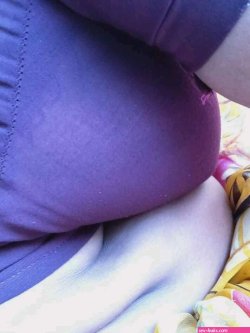 real life aunty saree side boobs twitter