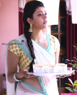 real life aunty saree side boobs twitter