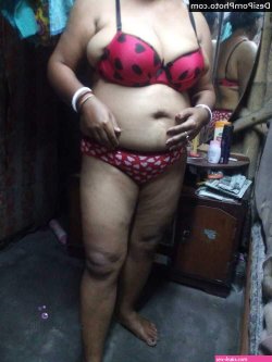aunty ki panty photo