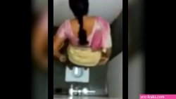 Desi bhabhi pissing in open toilet video