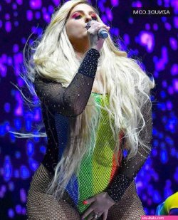 pics of meghan trainor nude