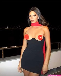 Kendall Jenners Tiny Naked Dress Included Petal Pasties