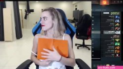 Twitch streamers NIP SLIP UNCENSORED