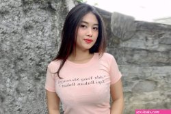 Sri ayu tarisa bugil