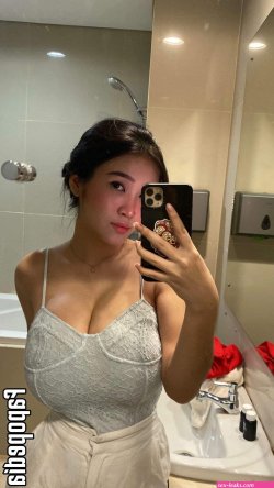 Anastasya Khosasih Nude OnlyFans Leaks