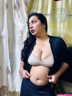 Desi Muslim Bhabhi