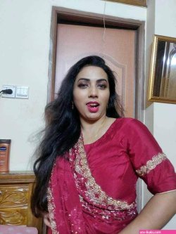 Desi Muslim Bhabhi 74 pictures