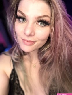 daisyxdee daisyxdee1 X