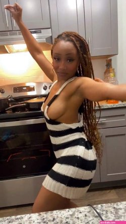 Nipple slip on tiktok
