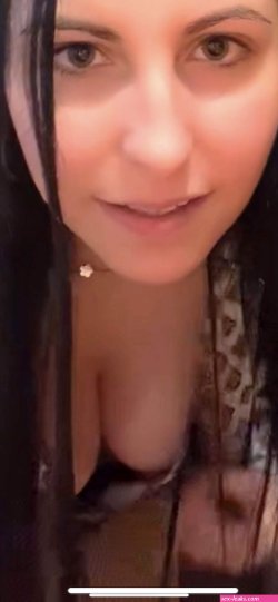 Tiktok nip slip 4 pictures