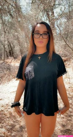 uqueentaylorr12: Taylor on Reddxxx