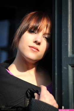 File:Bianca in the city.jpg
