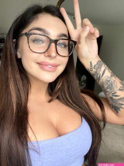 Emily Rinaudo emjayrinaudo leak pics and videos