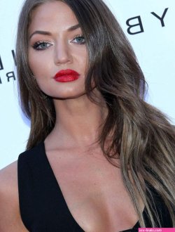 Erika Costell HD Wallpapers 7wallpapers.net