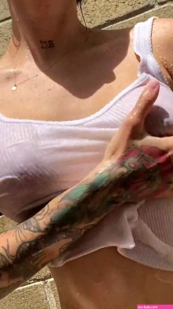 Lowelleffy i also need a bath xxx onlyfans porn videos