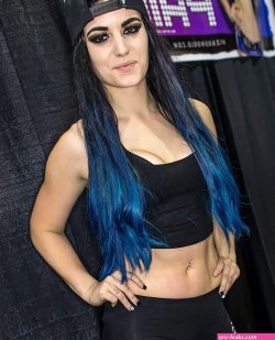 WWEs Paige suffers nude images and sex tape leak online