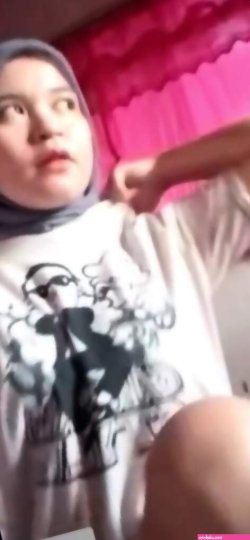 Bokep VCS Jilbab Colmek Desah