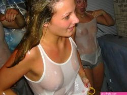 Teens wet tshirt