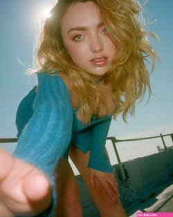 Peyton List Tits