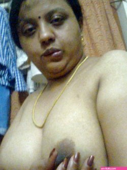 Sexy mallu aunty hot ass nude