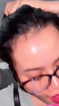 Vvipsiskaeees video Tweet