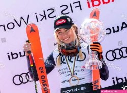 Shiffrin nackt