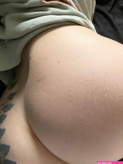 badass.mommy badassmommy Nude Leaks OnlyFans