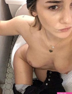 Addison Timlin Nude LEAKED and Hot Photos