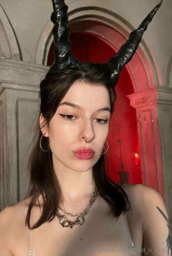 OnlyFans Vladochka vlad_o_chka - Page 42 image 748