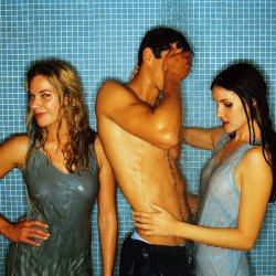 11 Threesome Stories From People Who Regretted Having 3-Way Sex