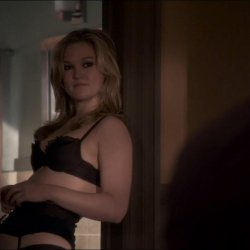 Nude celebs : Julia Stiles sexy