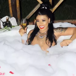 Vera Sidika Nude