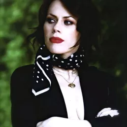 Fairuza Balk Nude Pictures Scenes and Porn