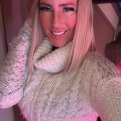 OnlyFans – TheGirlNextDoor / @imthegirlnextdoor10 image 2