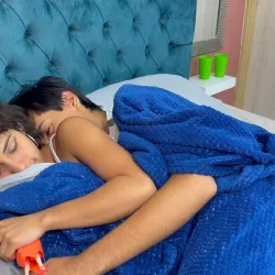 I Share a Bed with My Shy Stepsister and I End up Fucking Her Hard until I Make Her Squirt