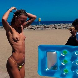 TRAVEL NUDE