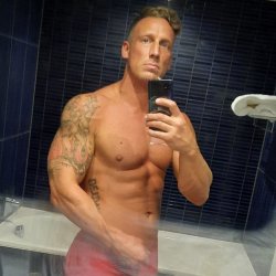Elite English Gentleman: The Feminist Sexpert Interviews Luke Hardy