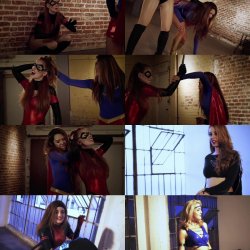 superheroines fight