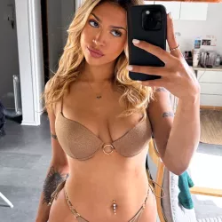 Virginia Sanhouse Porn Pics Naked Photos