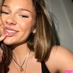 Snapchat – Danielle - Page 2 image 31
